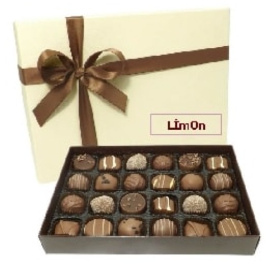 350 Gram El Yapımı Special Çikolata Seti pasta